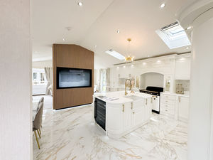 Photo 3- click for photo gallery